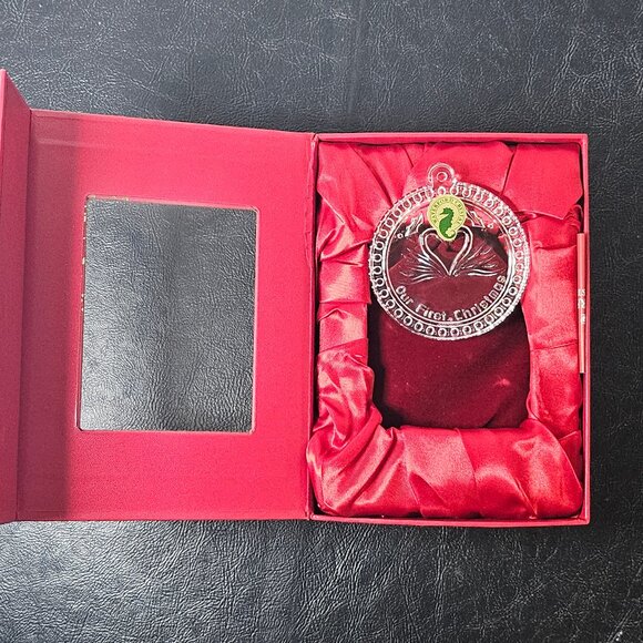 Waterford Crystal Our First Christmas 2016 Ornament With Velvet Pouch And Box - Picture 9 of 10
